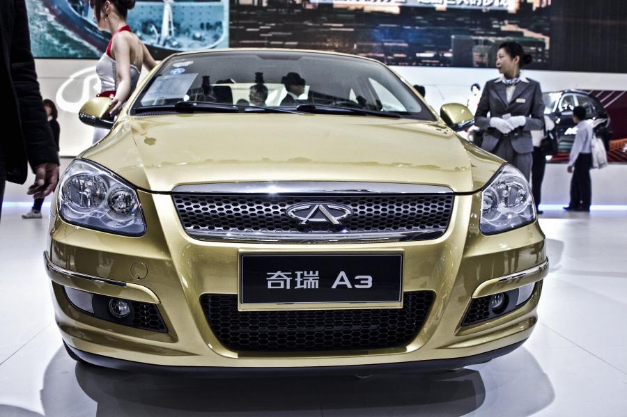  Chery A3 2010 года  (фото 5 из 21)